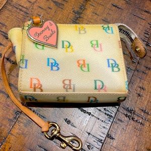 Dooney&bourke mini wallet